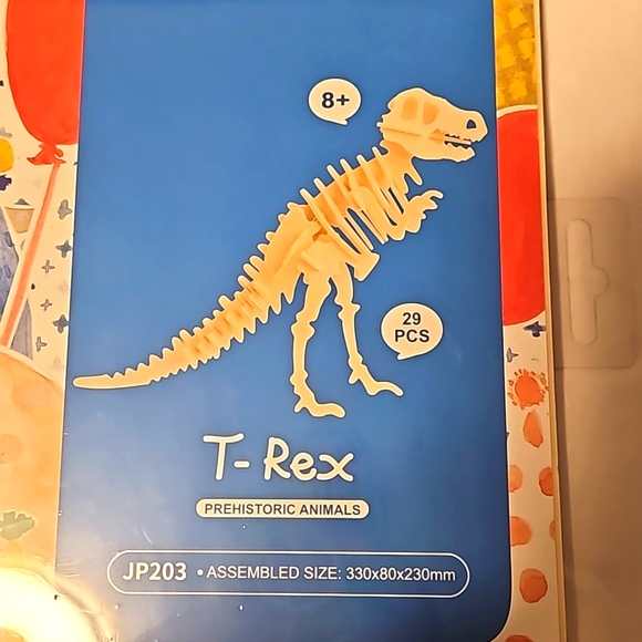 3 NWT Dinosaur Puzzle Model Kits - Picture 9 of 10